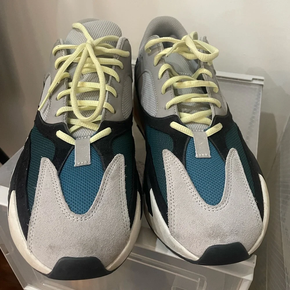 ❌ - sold 💯 YEEZY - Picture 2 of 4